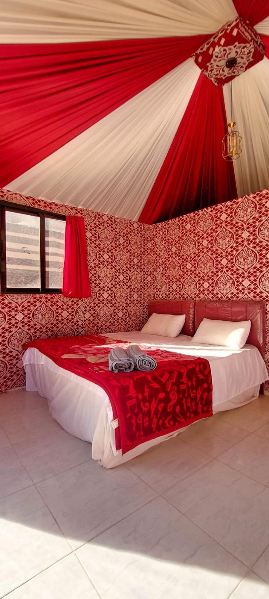 Salman Zwaidh Camp Hotel Wadi Rum Exterior photo