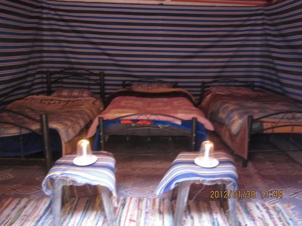 Salman Zwaidh Camp Hotel Wadi Rum Exterior photo
